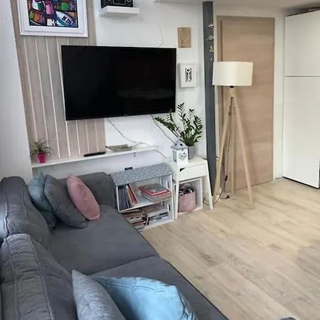 Nice Apartmet N&n Apartment